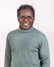 Portrait of Evans Gumbe